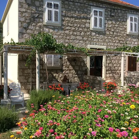 By The Sea Broce, Peljesac - 13182 스톤